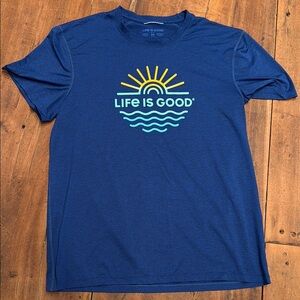 Life is Good Active Short Sleeve Blue Graphic Sun & Waves T-Shirt
